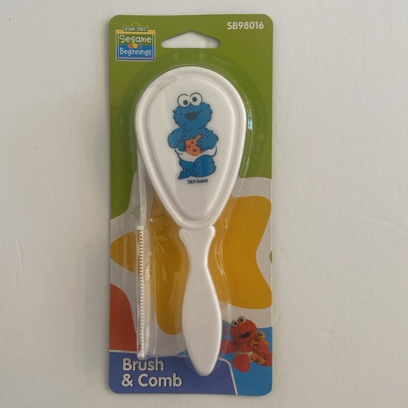 NWT Sesame Street Baby Elmo Cookie Monster Comb Brush Set 3 Pack Red White Blue - Picture 4 of 9